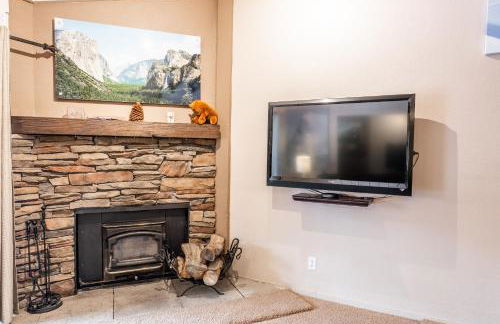 New Listing 2 bedroom and Loft 2 bath Summit E Bldg 16 condo sleeps 8 Steps to Eagle Lodge Chair 15 - Foto 7