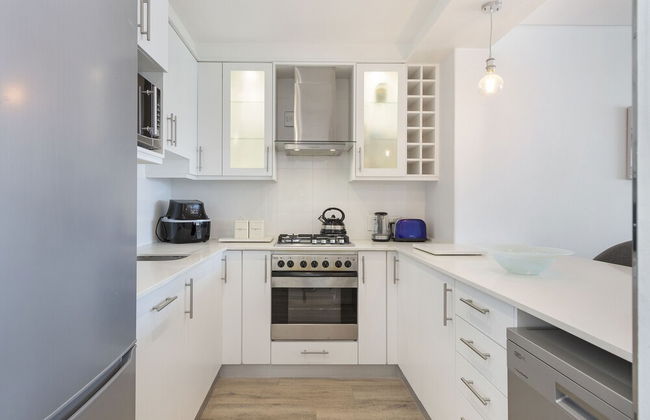 Portico 704 - Photo 16