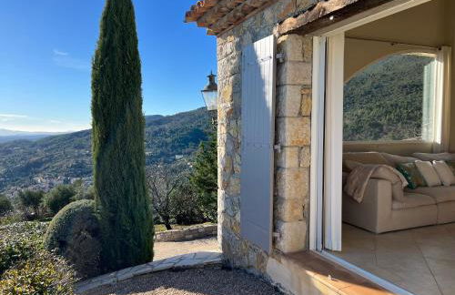 Villa La Genestière - Familienoase und Golfertraum mit Infinity-Pool und 180-Grad-Panoramablick bis zum Meer - Foto 20