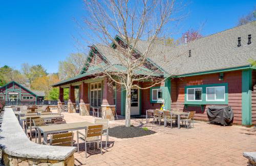 Lake Access and Pools Sun-Soaked Westford Cottage! - Foto 26