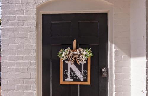 Natchez Charm - Studio, 1 Bath, Full Kitchen, King Bed, 2 Blocks from Mississippi River - Foto 1