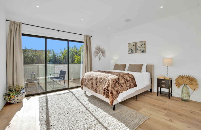 Wellesley by Avantstay 2 Miles to Beach - Photo 2