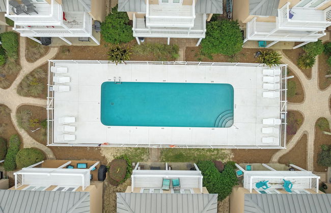 Escape to Sand Dollar Holler: Coastal Retreat, 3 Beds, 2.5 Baths, Sleeps 10! - Foto 30