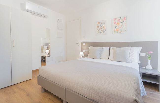 Pozzo Vertical Apartment With Garden and Parking by Rent all Como - Foto 2