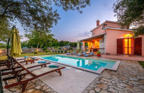 House Natalie, village Rakalj - Photo 2