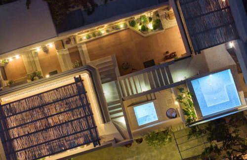 Kaptara Premium Villa, Plunge Pool & Jacuzzis - Foto 2