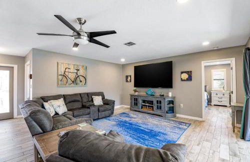 Punta Gorda Paradise 3BR with Water Views & Pool - Foto 21