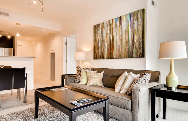 Bluebird Suites near National Airport - Foto 23