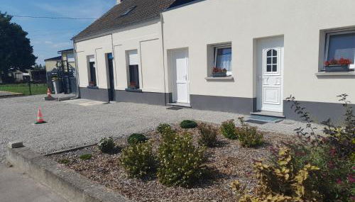 Le Gîte des 4 Saisons Maison de vacances avec parking et jardin - Foto 2