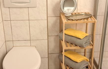 Kleine hübsches Apartment,Sauna im Haus, Hunde willkommen, nahe Park, Waldeisenbahn, Hermansbad, UNESCO Geopark, Nähe polnischer Markt, Top Lage für Ausflugsziele zum Wandern oder Radfahren - Foto 7