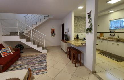Casa confortável pertinho da praia com garagem e quintal - Foto 36