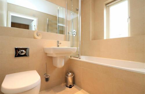 SEA VIEWS, beachside apartment with balcony - Foto 11