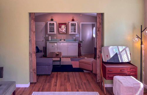 2 Mi to Atlantic Beach Coastal Retreat with Deck - Foto 23