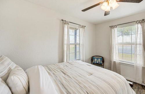 Van Vacation Retreat with Private 300-Acre Lake! - Photo 19