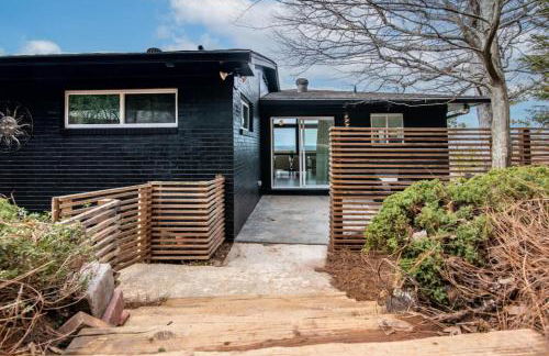 Luxurious Retreat with Stunning Views Sleeps 16) - Foto 29