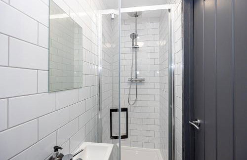 2 Ensuite Bed Home Near Shops - Foto 13