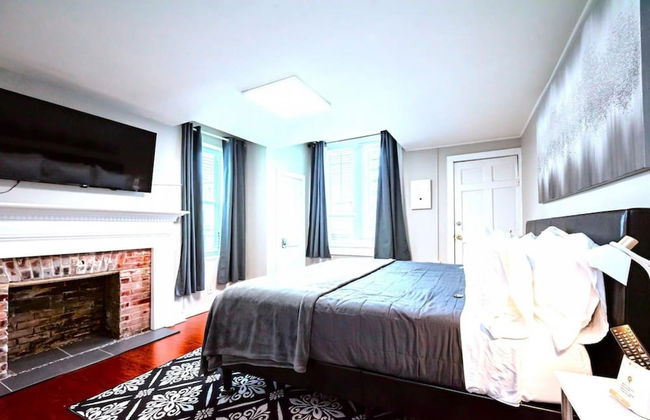 Redwood Loft at Park Place King bed Walk in Closet Fast Wifi and Free Coffee - Foto 9