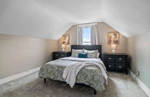 Entire Duplex w Historic District and Sleeps 12 - Foto 38