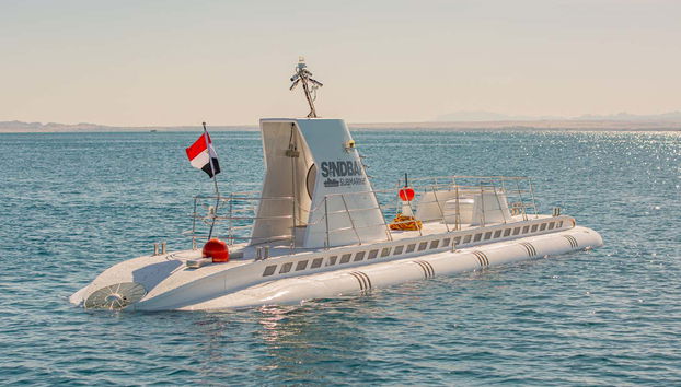 Surcando las aguas del mar Rojo