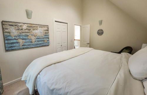 Hanging Glacier Chalet - Photo 40