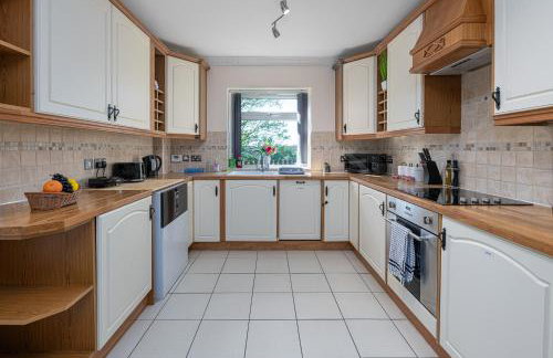 Hot Tub, 3 Bedroom Retreat, Near Snowdon, WIFI, Parking, Sleeps 6 - Foto 22