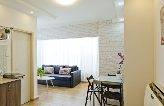 TLV Suites Inn - Foto 1