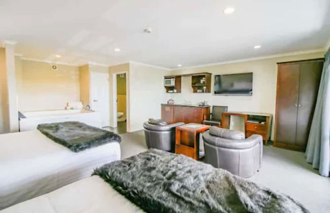 Aotea Motor Lodge - Foto 12