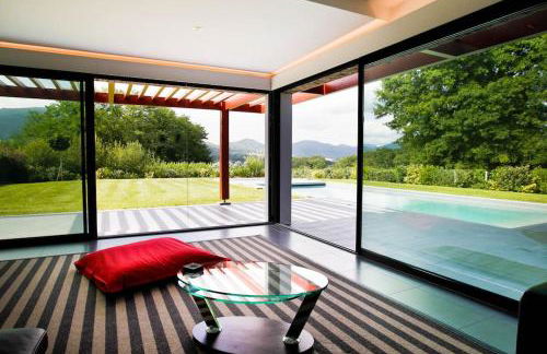 Maison basque moderne avec piscine chauffée et vue - Foto 3