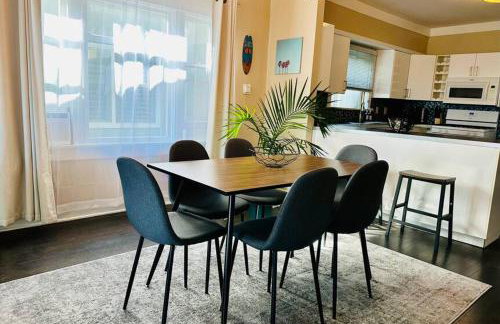 3-Bedroom, Prime Location, Private Backyard! - Foto 3