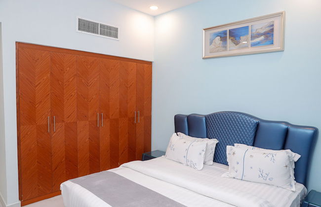 Swan Towers - Photo 5