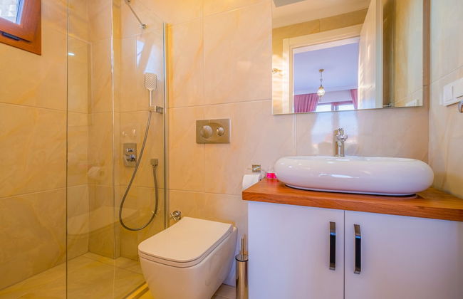 Myra Villa 1 - Photo 25