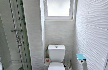 Charmant 2 pièces, accès facile au centre - Foto 2