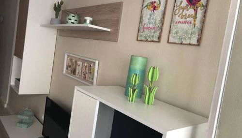 CITY CENTER BIG APARTMENT-FAMILY & FRIENDS-5 Beds - Photo 5