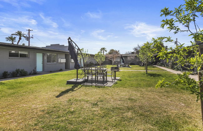 Contemporary Condo in Central Biltmore - Foto 19