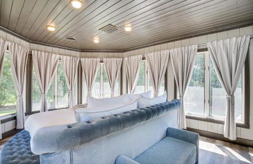 9 Mi to Shore Home with Hot Tub in Howards Grove! - Foto 15