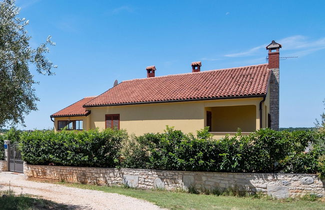 Secluded Apartment in Poreč with Garden - Photo 39