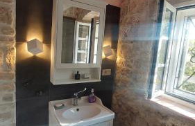 Sundial Stone House - Photo 22