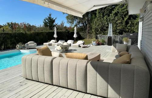 Quiet Luxury in the Heart of the Hamptons - Foto 29