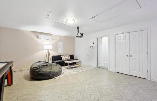 Luxury Gem in the Forest-Pool&Jacuzzi&Cinema&Games - Foto 38