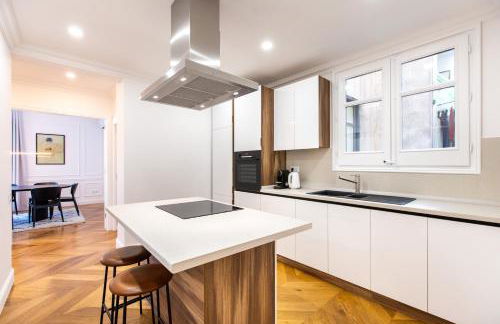 Majestic 4BR/4BATH apartment in Sagrada Familia area - Photo 87