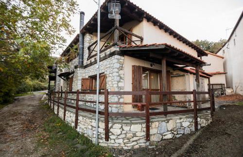 Mountain Stonehouse - By Alseides - Foto 3