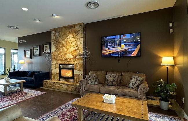 Divya Sutra Plaza and Conference Centre, Vernon, BC - Foto 68