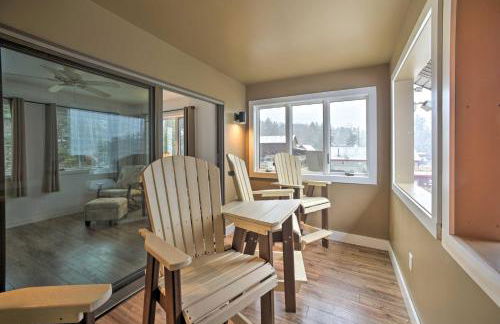 Lakefront Bolton Retreat with Balcony and Views! - Foto 30