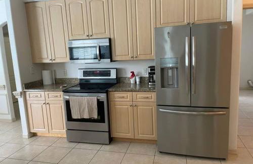 Port Charlotte Palms-Pet friendly, Heated Private Pool and Mini Orchard - Foto 17