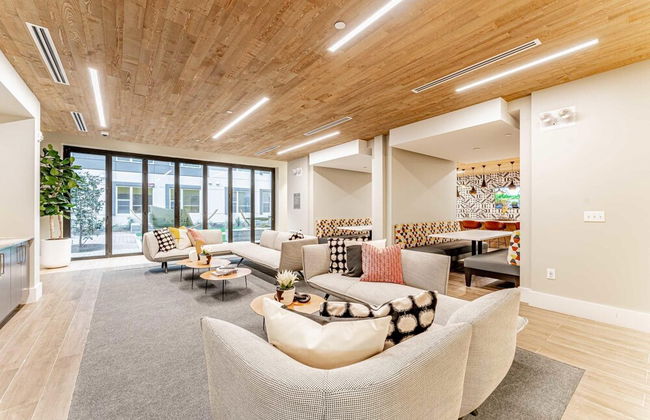 Top Floor Soco 2BR King Suite 8 Mins to Downtown - Foto 23