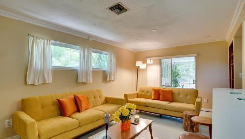 Charming Mid-Century House - Just Steps to Lake! - Foto 5