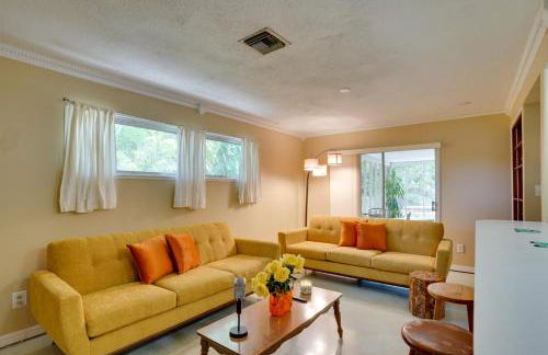 Charming Mid-Century House - Just Steps to Lake! - Foto 5