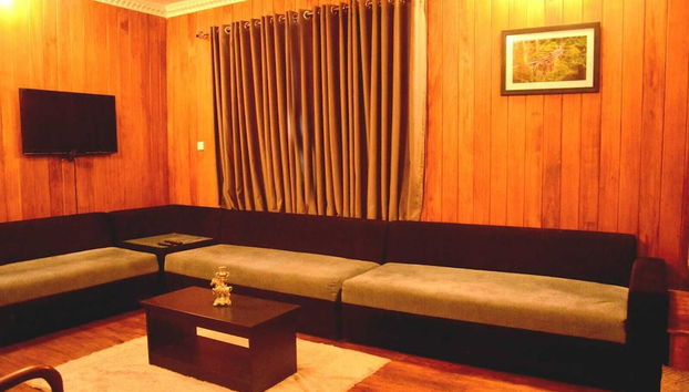 Coin salon dans le hall