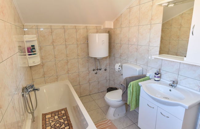 Holiday Home in Veli Iz With Fenced Garden - Foto 15