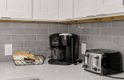 Entire Main level of Beautiful Historic Home - Foto 9